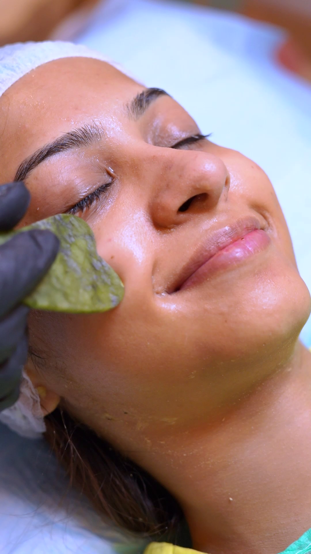 Signature Facials treatment at SkinTastic Sargodha